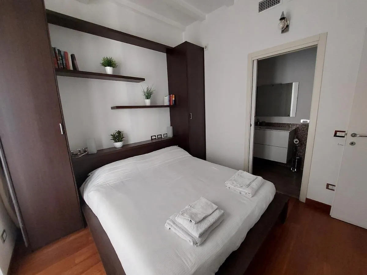 Appartamento Perfect Place in Porta Venezia Milano Italia